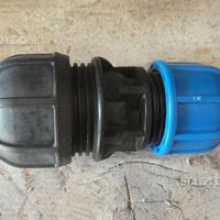 Raccordo gomma / metallo universale