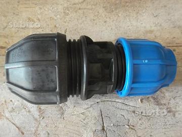 Raccordo gomma / metallo universale