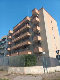 Paolo VI ampio 4 vani con Box cantina e posto auto