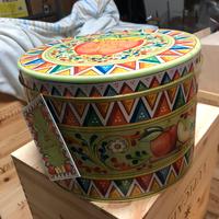 Scatola in latta dolce &gabbana panettone