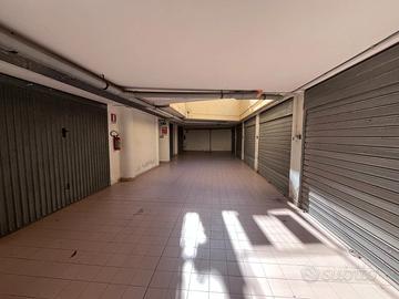 Via XXIV Maggio - box auto di 18 mq - Termoli