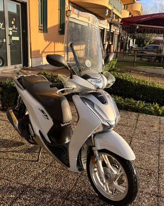 HONDA SH 150 PASSAGGIO E TAGLIANDO INCLUSO MINI