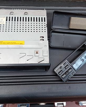 Autoradio con Frontalino Estraibile SONY