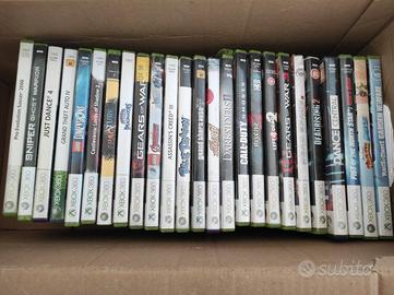 Xbox 360 con 27 giochi ( GTA, LEGO ecc) controlle 