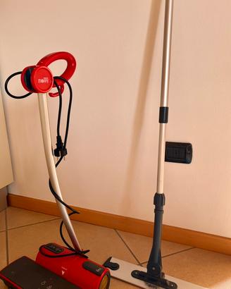 Lavapavimenti a vapore Moppy Polti
