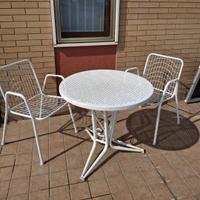 tavolo rotondo da esterno con 2 sedie 