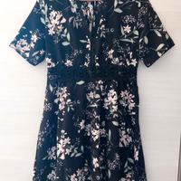 Vestito floreale inserti un pizzo