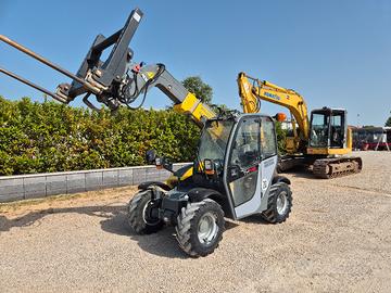 sollevatore Neuson TH412 MT4 largo 156cm peso 27 q