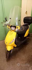 Piaggio Zip 50 4t anno 2011 pari al nuovo