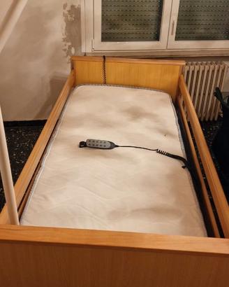 LETTO PER DISABILI/ANZIANI COMPLETAMENTE ELETTRICO