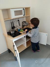 Cucina Ikea gioco per bambini 