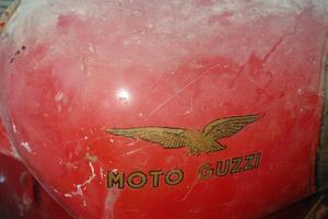 serbatoio moto guzzi