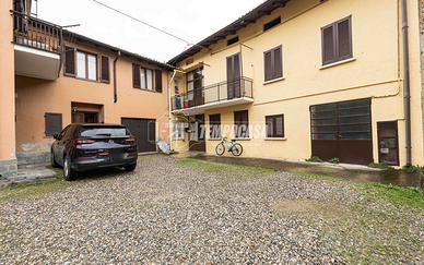 BILOCALE IN DUPLEX IN CENTRO A LURAGO D'ERBA