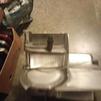 affettatrice lama 25 funziona 