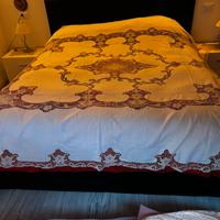 Copriletto matrimoniale in pizzo di murano