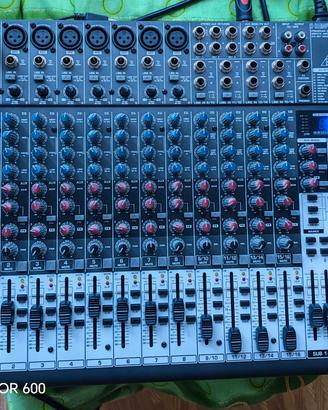 Mixer behringer xenyx