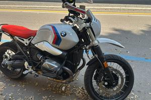 Bmw urban gs nine t scrambler