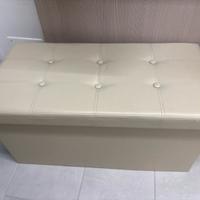 Pouf bianco in pelle