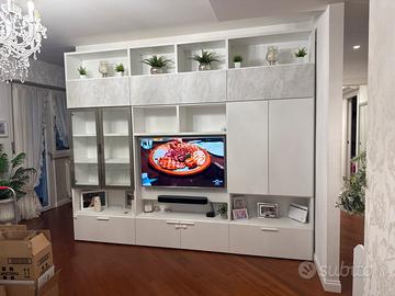 Parete tv attrezzata