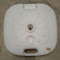 Base ombrellone bianca in plastica