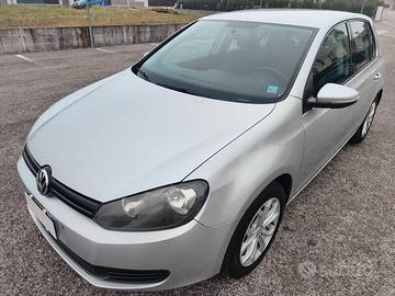 Volkswagen Golf 1,6Tdi ( DISTRIBUZIONE FATTA )