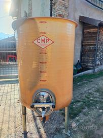 silos vetroresina per vino