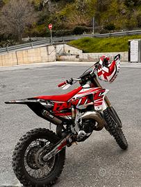 FANTIC XE 125