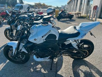 Yamaha FZ1 - 2006