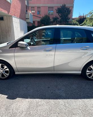 Mercedes-Benz B 200 D Sport Automatic 136 CV