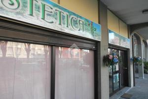 NEGOZIO A PANDINO