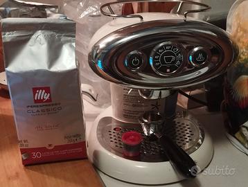 macchina caffè illy iperespresso