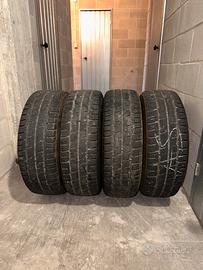 Treno gomme invernali Kumho