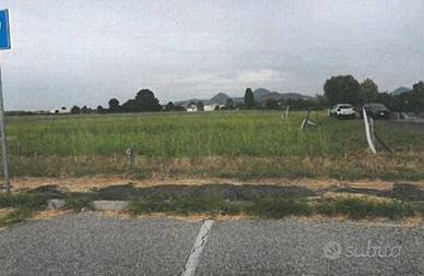 Immobile in asta di 1246 m² con 1 locale a Monseli