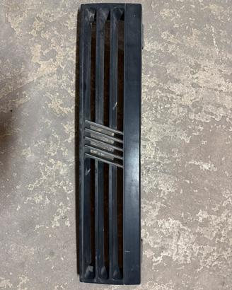 Mascherina griglia anteriore fiat panda 141