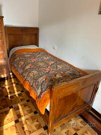 letto in legno massello