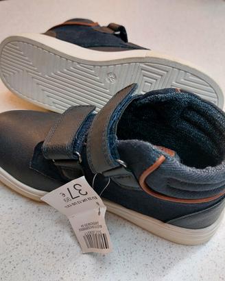 scarponcini nuovi n.32