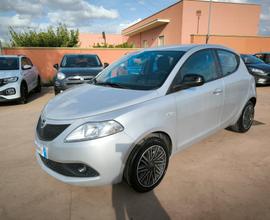 Lancia Ypsilon 1.0 FireFly 5 porte S&S Hybrid Ecoc