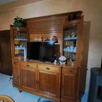 ELEGANTI CREDENZE ANNI 60 CON INSERTI DORATI