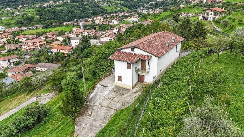 Rustico / Casale di 488 m² con 5 locali a Foresto - Vista 5