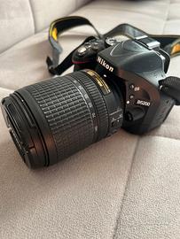 Nikon  D 5200