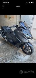 Tmax 560 2022