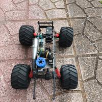 kyosho mad Force rc  macchinina a scoppio 
