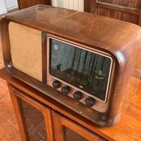 RADIO  MAGNADYNE SV 62 - VINTAGE