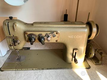 Macchina da cucire Necchi 720-100