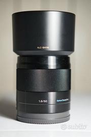 Sony E 50mm f/1.8 OSS APS-C