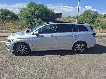 Fiat Tipo 1.6 Mjt cambio automatico