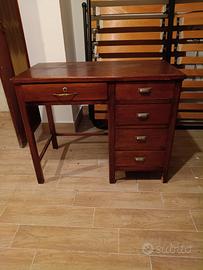 Scrivania in noce anni '50