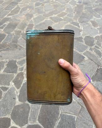 Antica borsa acqua calda in ottone