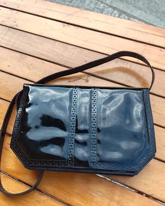 Yves Saint Laurent Pochette vernice nera