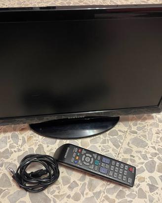 TV Samsung 19" LED Serie 4 - HDMI - Con Scatola